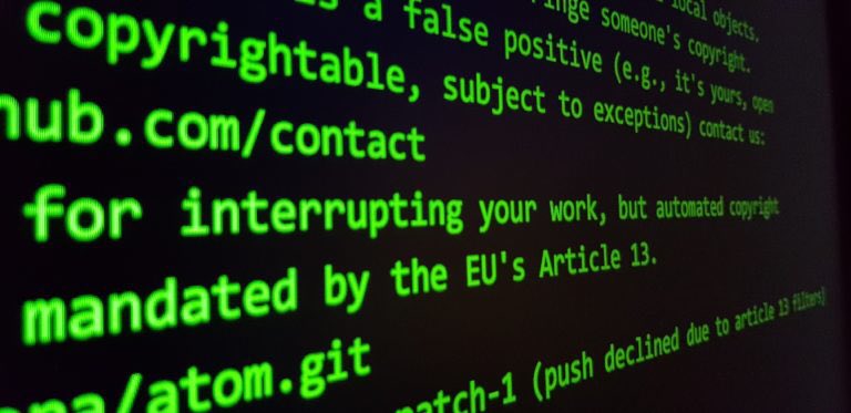 Free software hosted on @GitHub and elsewhere is threatened by a planned EU law meant to regulate big business infighting. Will the #opensource community discover its political clout in time to stop #UploadFilters? Here’s how you can help: juliareda.eu/2018/04/free-s…