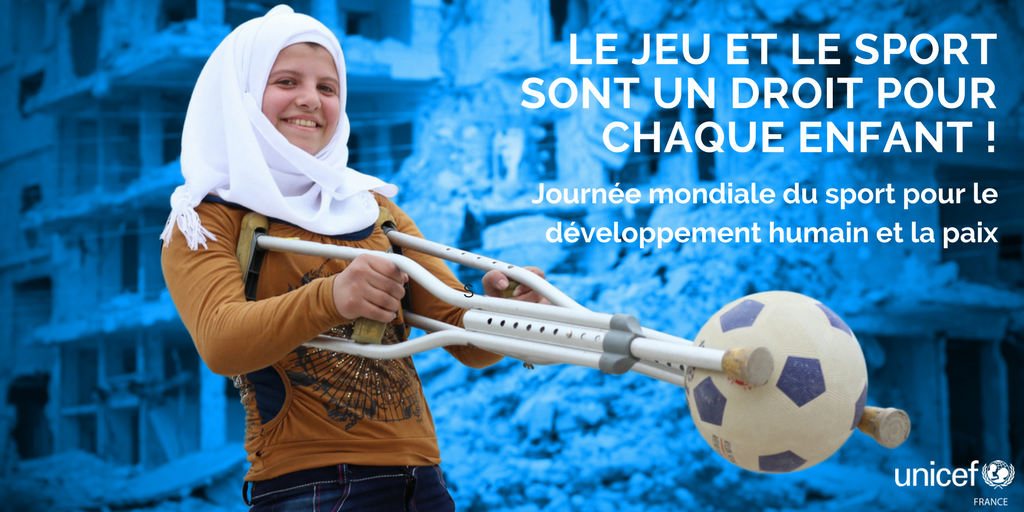 UNICEF_france's tweet photo. Le #sport et le jeu aident à lutter contre la discrimination et l’exclusion de certains enfants, notamment ceux souffrant de #handicap. https://t.co/yeEH2x87z8 ⚽🏓🏀🏐🥋 #TeamUNICEF https://t.co/ZDHkZGdb72