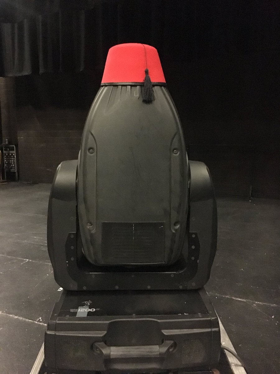 Riv_Tech's tweet photo. The new Robe AT1200Fez...@Robelighting @RiverfrontArts https://t.co/8jewJntUlL