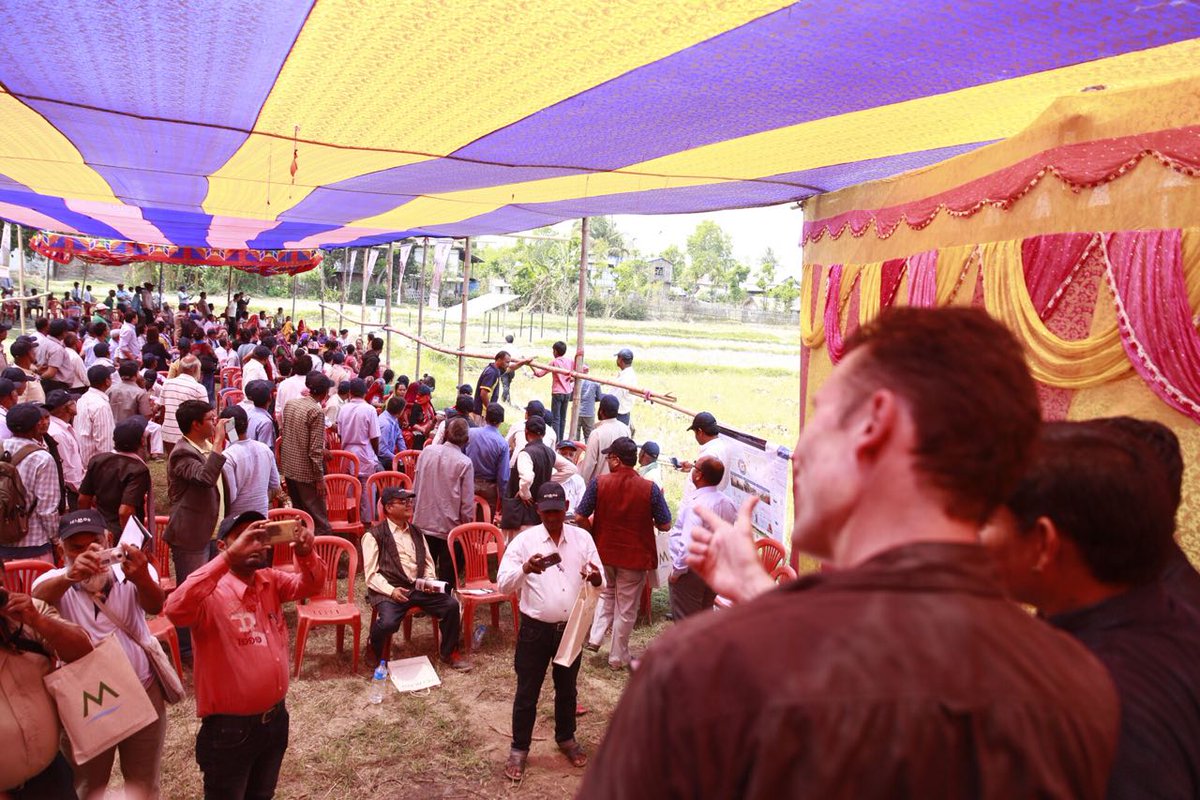 icimod's tweet photo. #EarlierToday HE @BuddPeter inaugurated Solar Powered Irrigation Pumps #SPIPs in Fattepur, Saptari, Nepal. In 2017, @ICIMOD & partners installed 23 #SPIPS 4 affordable irrigation in Saptari @WLE_CGIAR @DFAT @SabahNepal @sunfarmerTeam @Atomsolar #DIA/GoN https://t.co/AfpgAfuReE https://t.co/6pq0bIxHcm