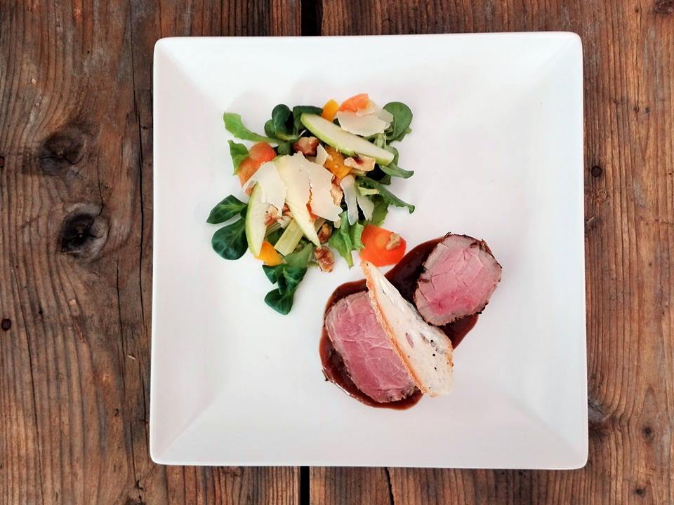 OrobieAlps's tweet photo. Le antiche ricette della tradizione, ma con un occhio di riguardo per l'originalità e la contemporaneità: il nostro ristorante Al Vecchio Larice vi vizia così! #AlVecchioLarice #ristorantiValBrembana #ristoranti https://t.co/AxSFQh3Bey