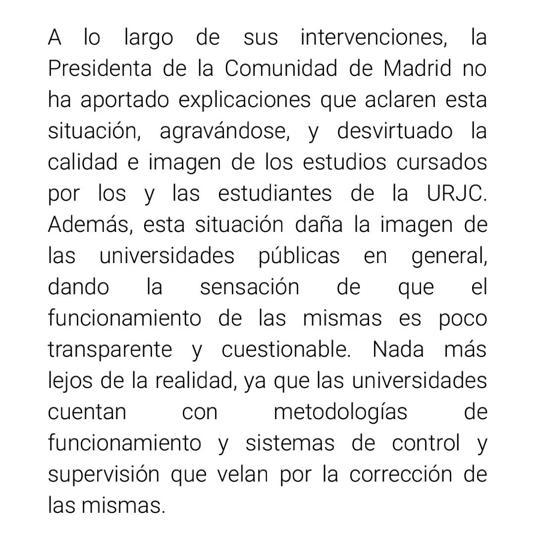 DCE_UCM's tweet photo. Las representantes de estudiantes de todas las universidades públicas de Madrid pedimos que @ccifuentes comparezca ante el Consejo Interuniversitario de Estudiantes de Madrid y entregue documentos que esclarezcan la obtención de su título

En caso contrario, exigimos su dimisión https://t.co/lEz37GIczh