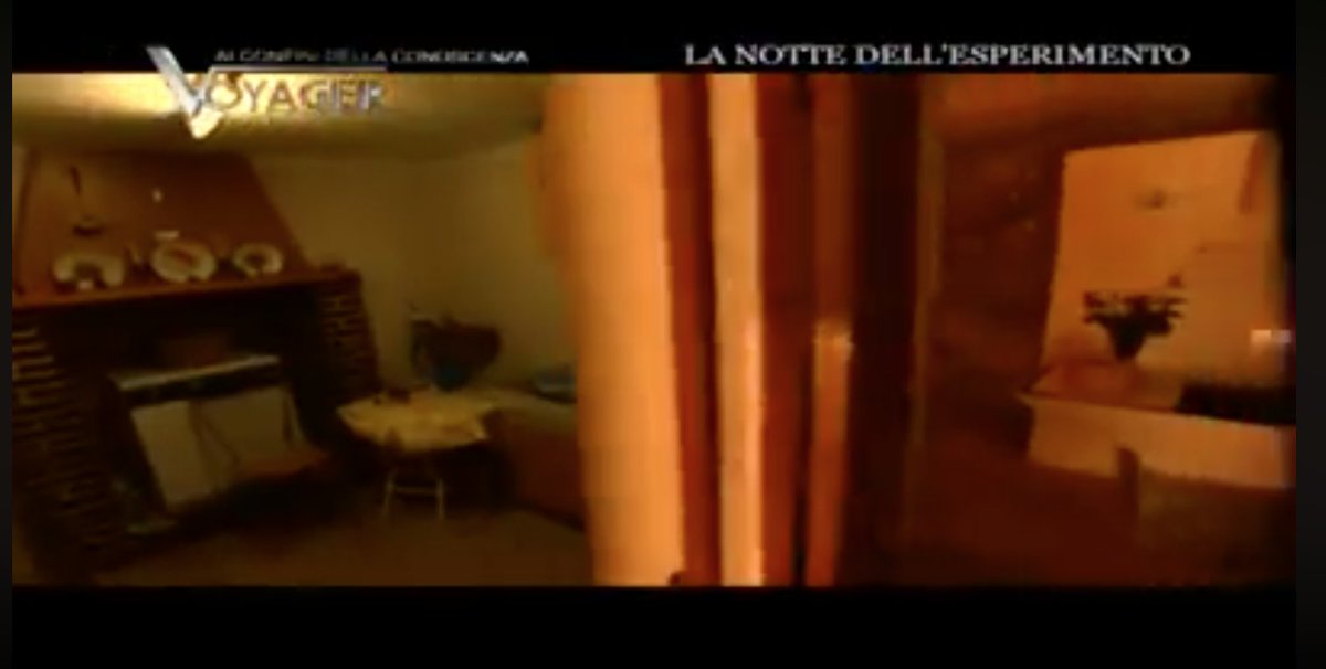 Buongiorno a #Voyager! 
Vi ricordiamo amici l'appuntamento con Mornig Voyager domenica alle ore 10 su #Rai2. Nell'attesa, in esclusiva web, potete rivedere sulla nostra pagina FB questo servizio del 2006. A Bélmez in Spagna nella casa dei fantasmi 👉 bit.ly/2EnJimx