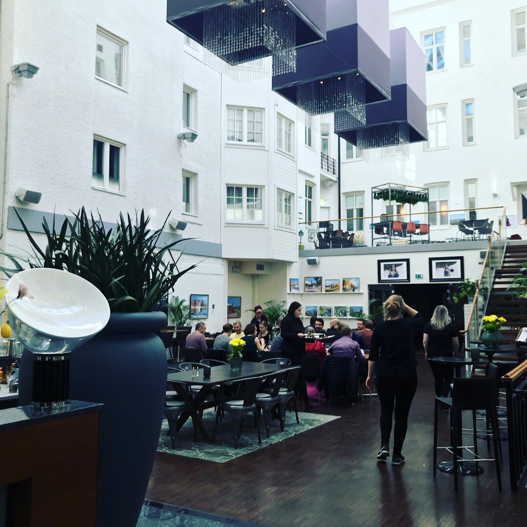 BlowpointAB's tweet photo. Ytterligare ett hotell som värnar om en trygg och säker biltrafik. Nu hittar ni även en Blowpoint på plats hos Clarion Collection Hotel Plaza i Karlstad. 

#ClarionCollectionPlaza #Choice #Trafiksäkerhet #Blowpoint #Alkotest #ClarionHotel https://t.co/vaxgQd5v0K