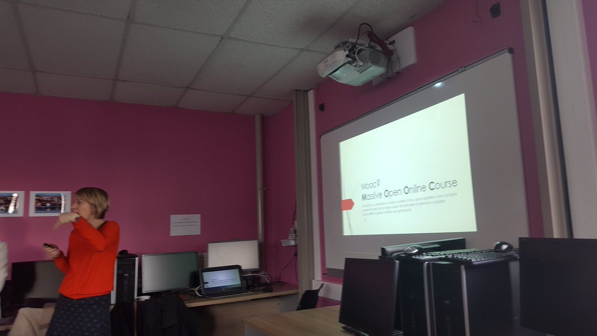 PFize's tweet photo. Journée de formation interdegrés interdisciplinaire au REP + des Provinces :   Faire collaborer les élèves, travailler en équipes, contribuer à un mooc
 Education Prioritaire laboratoire pédagogique Formation hybride @acCaen @xgauchard @HeleneDargagnon @Denis_Sestier https://t.co/ovcrP0GFxD