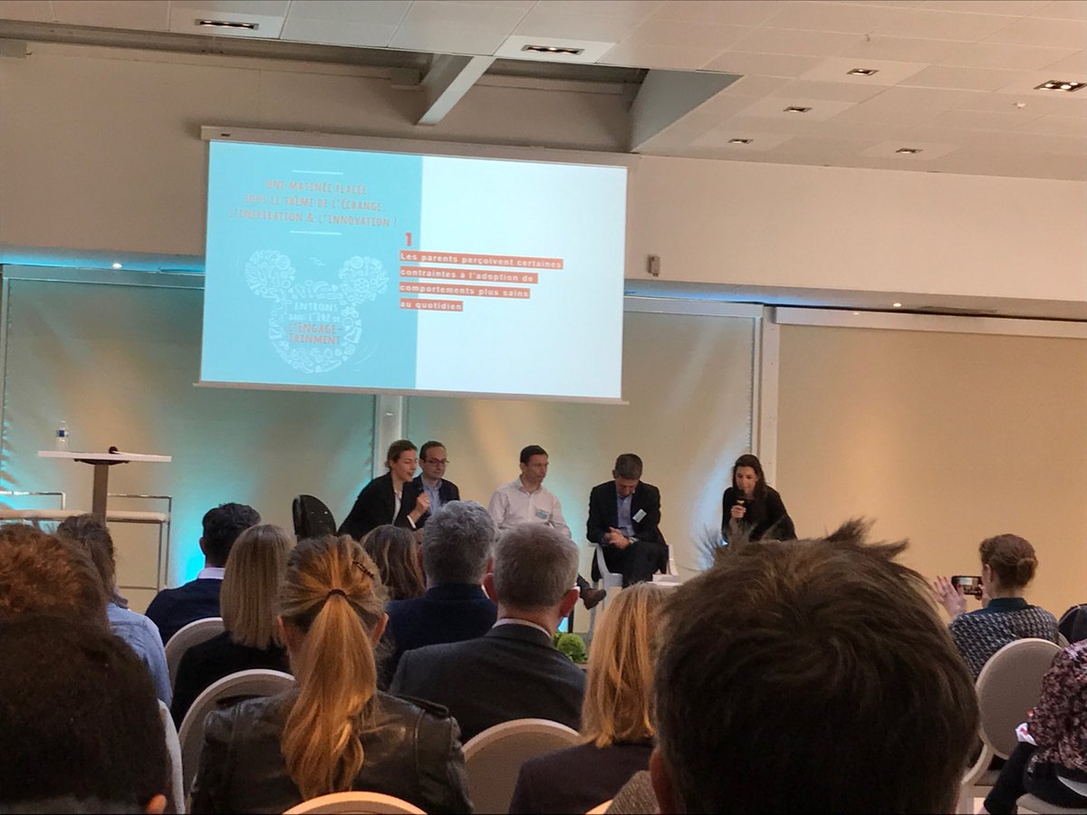 MonetStephanie's tweet photo. Debut de première table ronde avec nos experts ! #disneytousenforme #mangerbouger https://t.co/F3sKTFdbB1