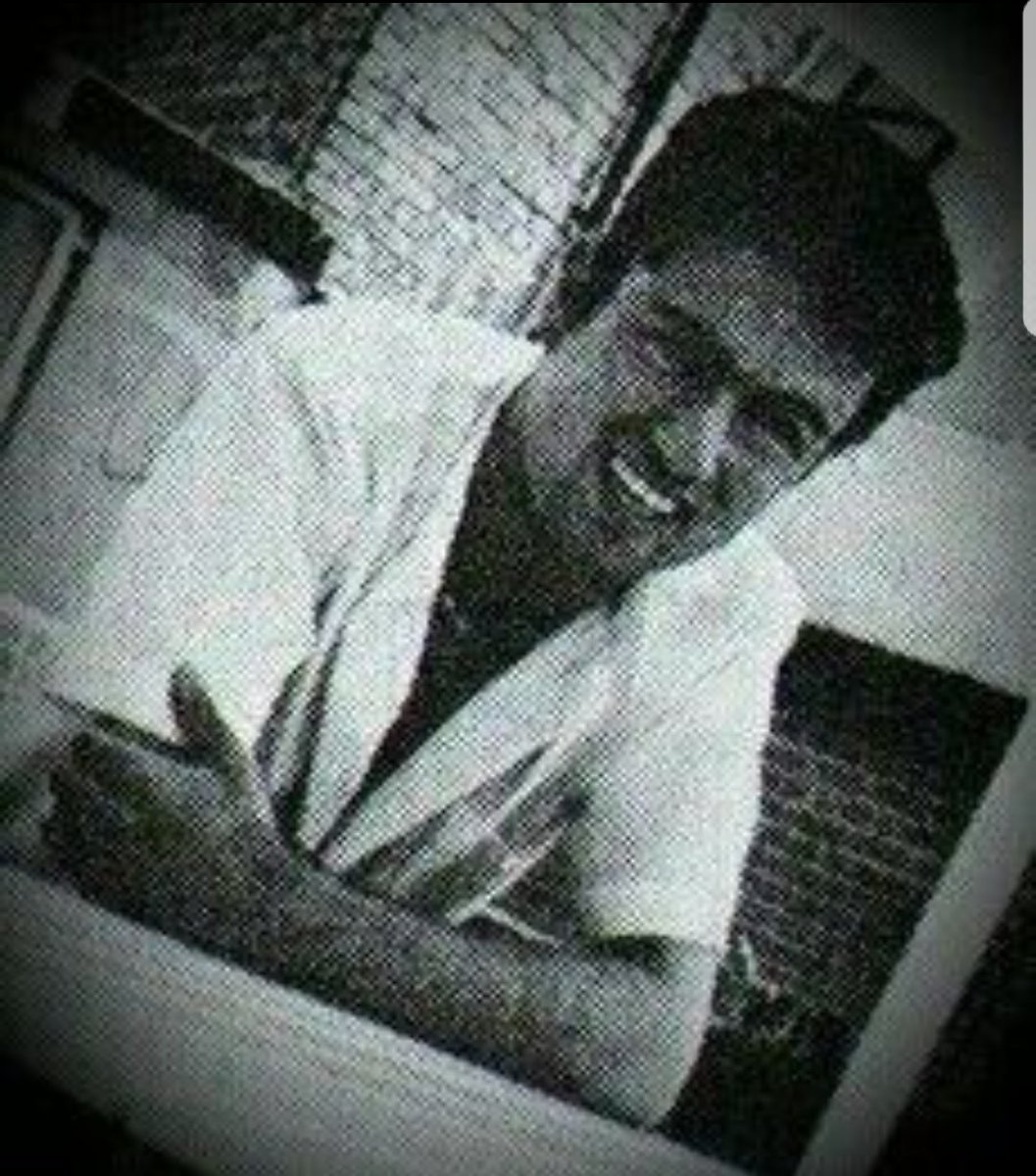 eleonoragrima's tweet photo. I love this man ❤ @GeorgeMichael #georgioskyriacospanayiotou #GeorgeMichael #LoveAndRespectForGeorgeMichael #idol #icon #biggestone #endlesslove #bigboss @babayog @sere1977 https://t.co/dTR81NqiCt