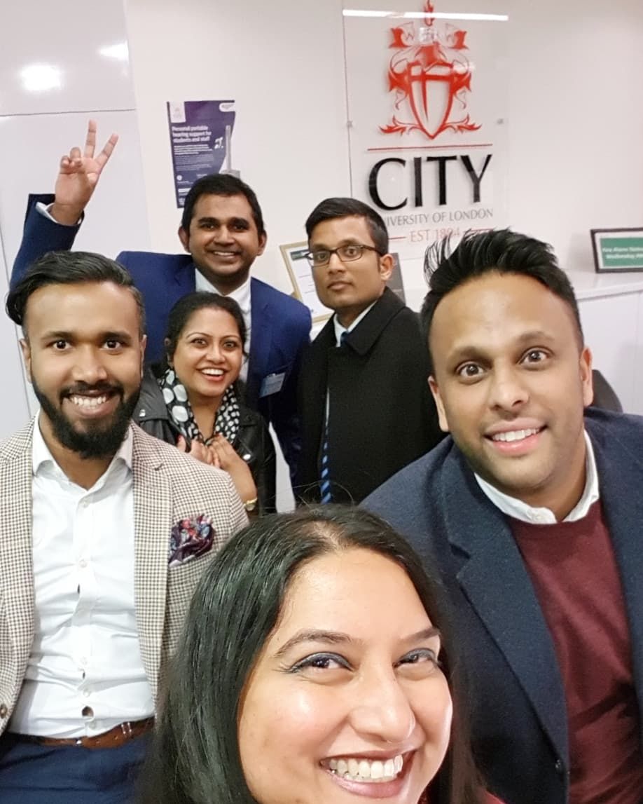 What a brilliant evening it was by #UKTSU. #CareersNetwork2018 #inspirational young #Tamils. Honoured to meet the trailblazing <a href="/AshantiOmkar/">Ashanti Omkar Film, TV, Culture Broadcaster & HOST</a> of <a href="/bbcasiannetwork/">BBC Asian Network</a> and the pioneering <a href="/robrajeswaran/">Robert Rajeswaran</a>. Well done <a href="/UKTSU/">UKTSU</a>