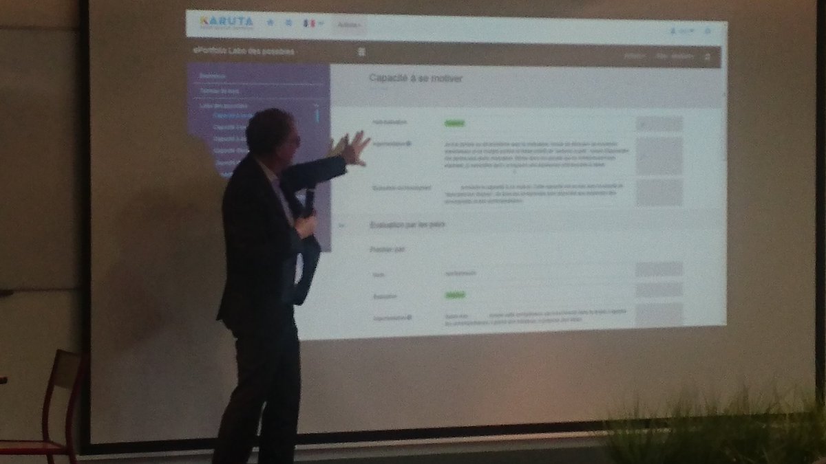 DaFonsecaMarie's tweet photo. Jacques raynauld présente l utilisation de #karuta par @promising_innov lors de la journée co organisée par l @Univ_Savoie #mipnes #reflexpro #renapsup "la démarche compétence et le eportfolio" https://t.co/c6zsraVImz