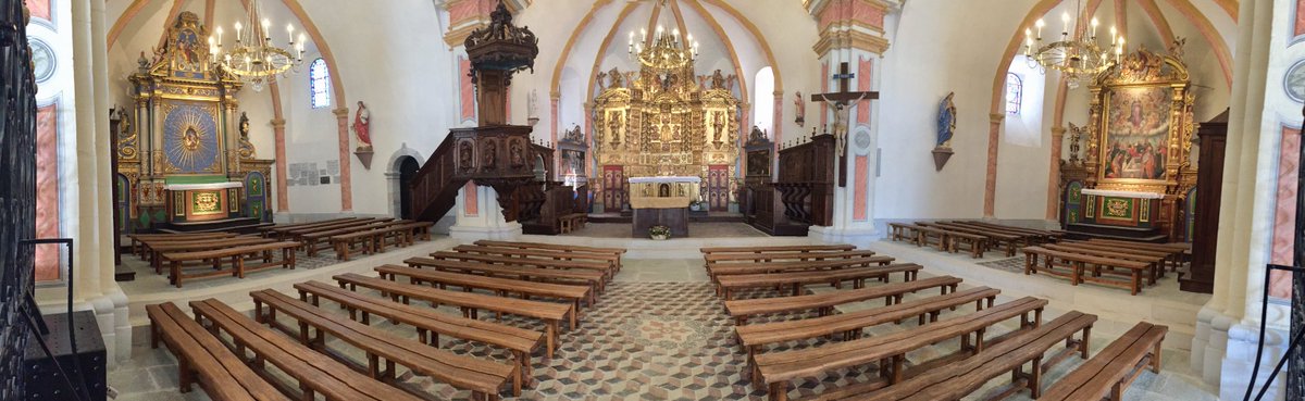 Menuires_ski's tweet photo. As the season draws to a close, I couldn’t leave without paying a visit to the stunning Notre Dame de la Vie in St Martin. A beautiful and historic place of pilgrimage for hundreds of years. Open 9.30am to 4.00pm daily. https://t.co/wOzmFwcDod
