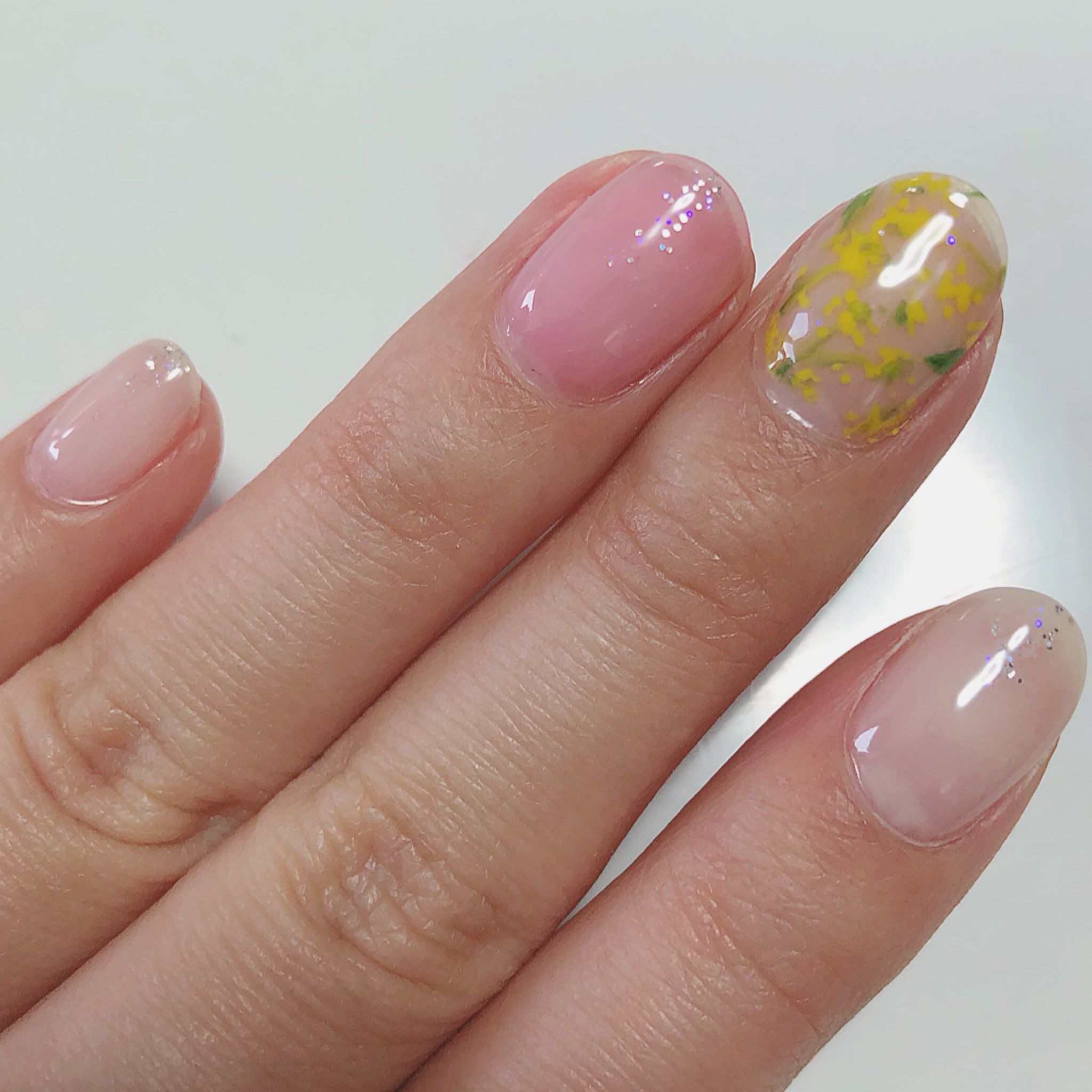 Nail Gallery Tren Twitter クリア ピンク ピンクベージュ シフォンベージュ イエロー グリーン 菜の花 アート オーロラ シルバー ラメ 春ネイル ハンド ジェル ネイル T Co 0f8nq34dvx Twitter