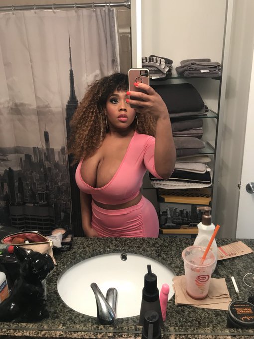 All natural all organic! Gluten free Goddess🛁👑😩 https://t.co/XAk6oGIGcM<a href="/tag/wydesydeproductions"class="tags"><span>#wydesydeproductions</span></a><a href="/tag/onlyfans"class="tags"><span>#onlyfans</span></a><a href="/tag/msyummys"class="tags"><span>#msyummys</span></a><a href="/tag/yum"class="tags"><span>#yum</span></a>