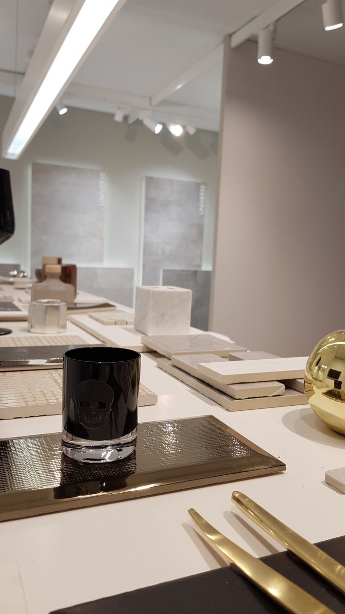 Colorker tweet media