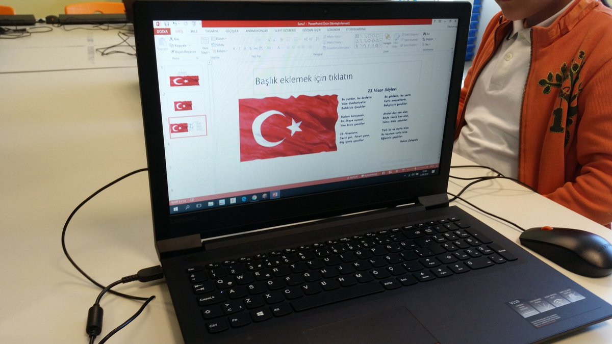 DogaTech's tweet photo. Öğrencilerimiz Microsoft PowerPoint ile 23 Nisan konulu sunumlarını hazırlamaya başladı. Birbirlerine sunmak için sabırsızlıkla bekliyorlar. #dogatech https://t.co/wWyWxJ0bO5
