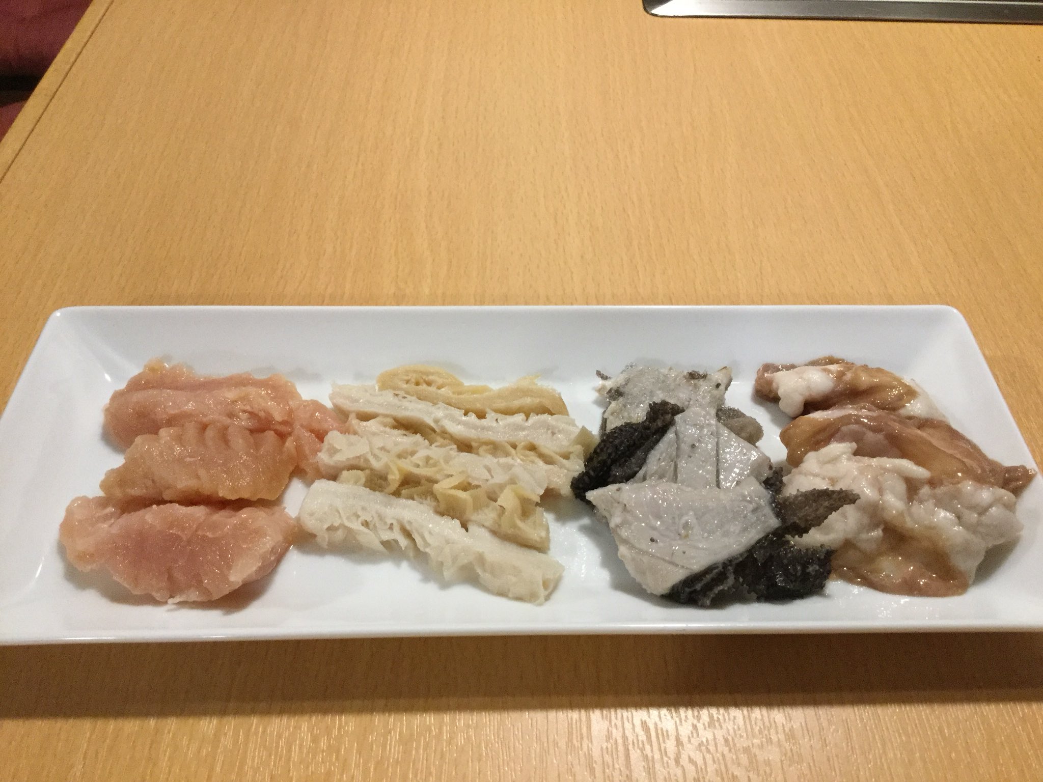 焼肉 ゆうちゃん Pa Twitter 本日オープンから1年を迎えました これも皆様のおかげです ありがとうございます 10日までの限定商品牛さん胃袋セットです 上ミノ ハチノス センマイ ギアラをお楽しみいただけます それぞれ味や食感をお楽しみください 焼肉