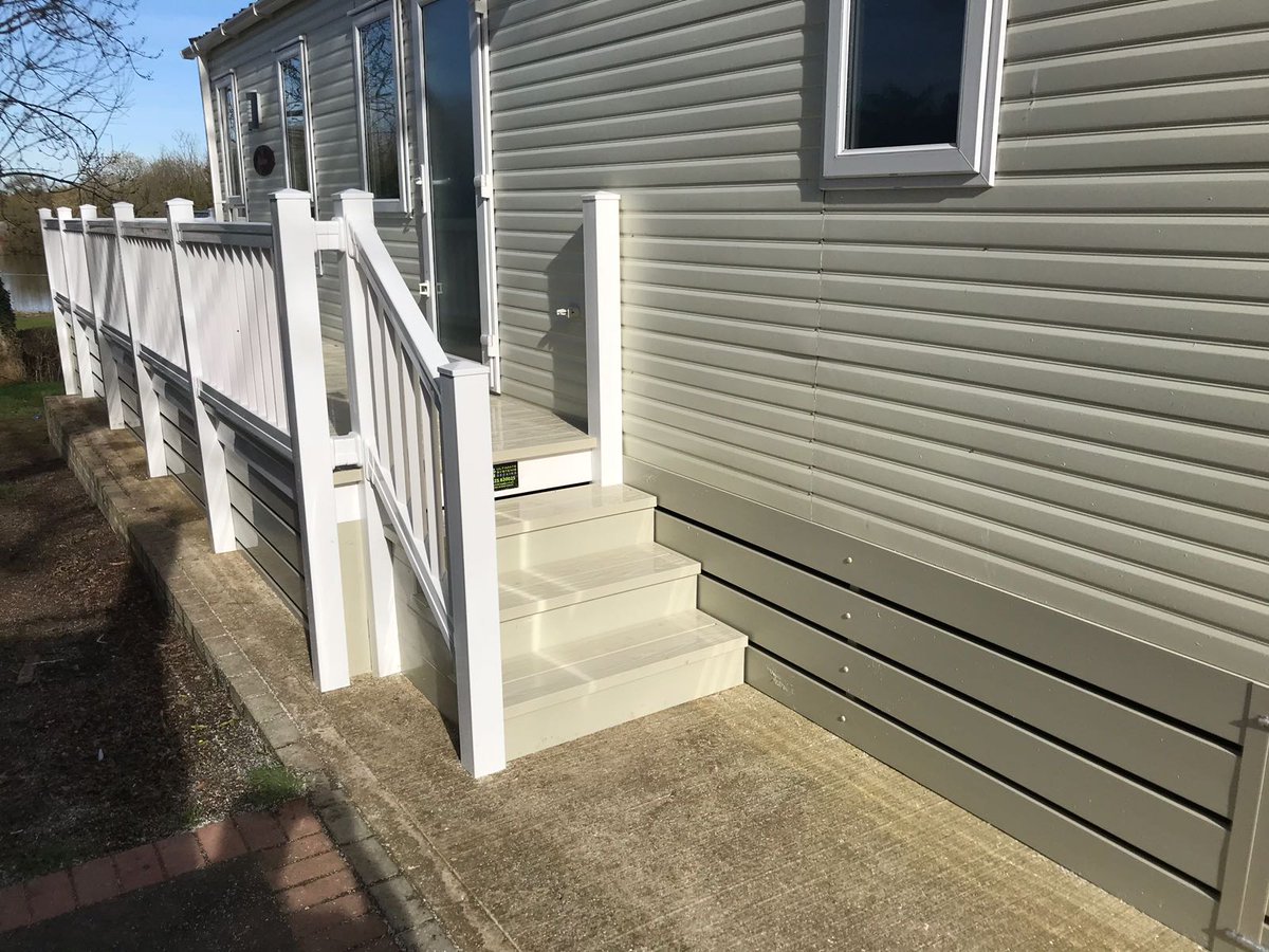 ultimatedecking's tweet photo. Another fantastic deck completed at Caernarfon  by team Ultimate 😎 https://t.co/Im0u1azFAY