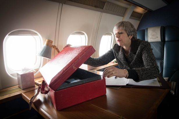 MirrorPolitics's tweet photo. 60 Christian, Jewish and Muslim leaders have united to demand Theresa May scraps a cruel benefit cut
https://t.co/FmOzmXjNpv https://t.co/8qnbngp20L