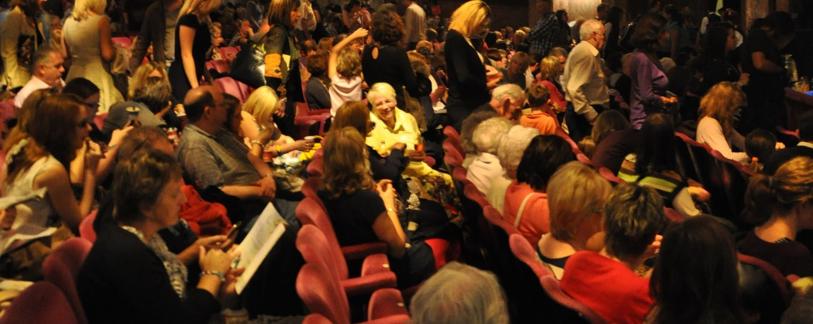 CreativeScots's tweet photo. .@FedScotTheatre is offering a subsidised opportunity to train as a freelance captioner, to make theatre and live performance accessible to audiences who are D/deaf or hard of hearing. Find out more: https://t.co/cU3pxCnEmt https://t.co/4Q3AQwJ2yF