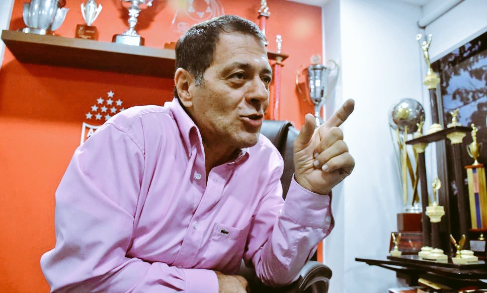 DOGORBiG's tweet photo. "Benfica ha vendido 470ME en jugadores, y ellos trabajaron en las inferiores allí. Renunciaron a Millonarios, para venir acá. No es que estuvieran sin trabajo o que vino un culebrero a ofrecérnoslos. Aquí no hacemos nada improvisado." Tulio Gómez en @AS_Colombia (No parece). https://t.co/ikmZnbYkQv
