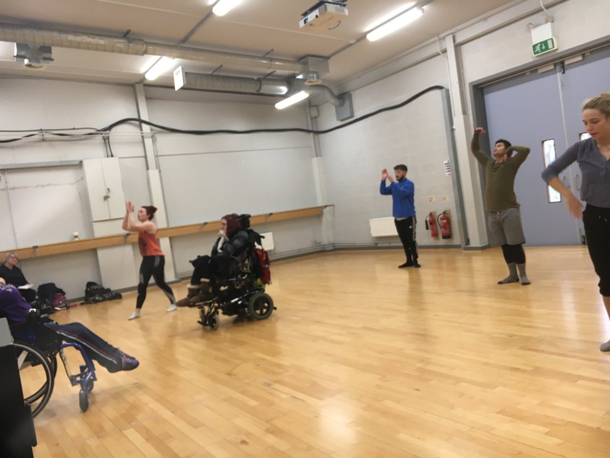 TheSimpsonBoard's tweet photo. Lookin Forward To Another Day In The Studio #LSID #Choreography #dance https://t.co/gmugfJybqS