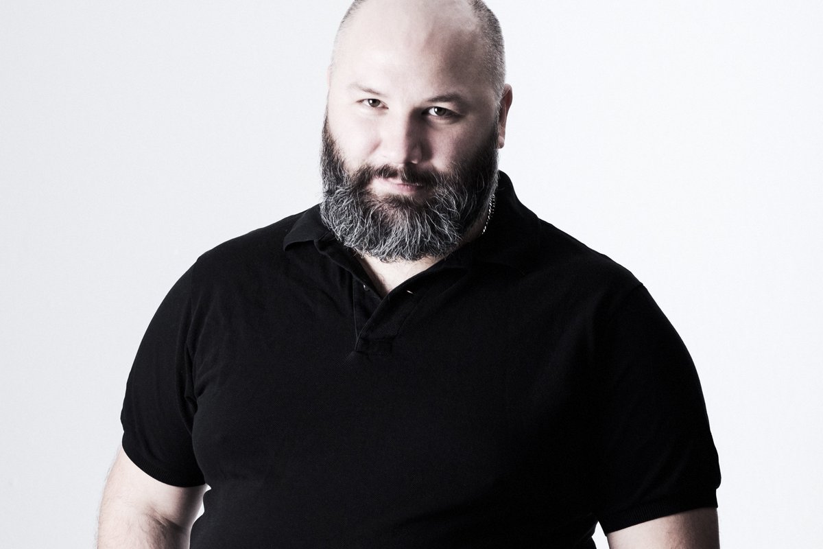 FarrFestival's tweet photo. 🇫🇷 #FarrFestival lands in Paris on Friday 13th for a special in-store shakedown at #SmallvilleRecordsParis joined by @theprosumer @Antepop and Smallville's very own #JacquesBon - We play from 17:00 - 21:00 CET #paris 🥐https://t.co/7xU8dqPZ4V https://t.co/LeWaoyuJDL