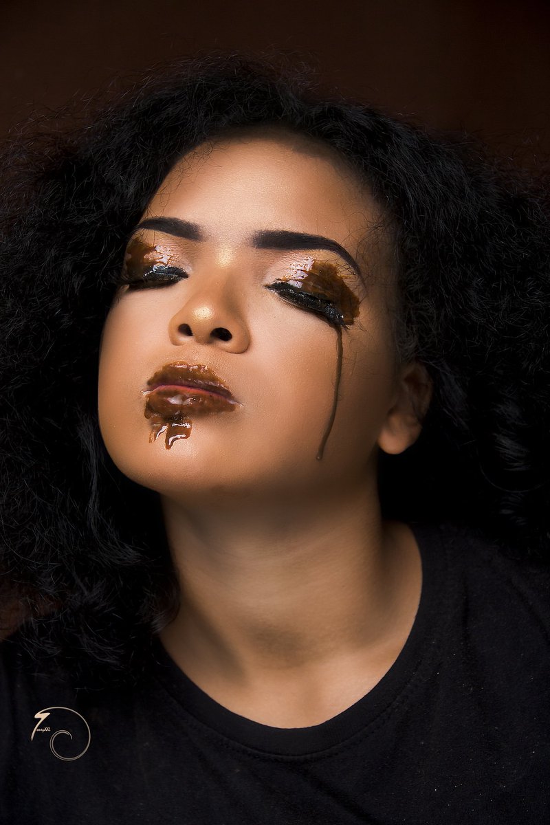 toneyxxl_'s tweet photo. Sweet Pain🍫🍫
Instagram: @toneyxxl.
#chocolatedevotion #projects #toneyxxl. https://t.co/Z8qXDPjIdr