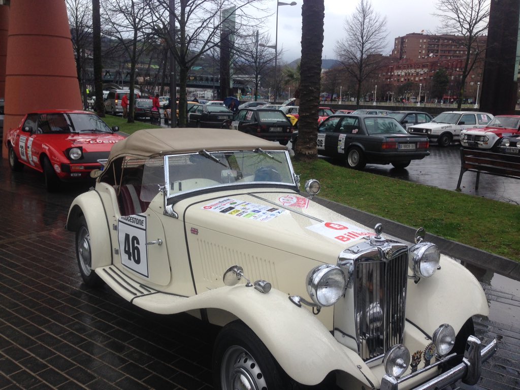 HARROW_h's tweet photo. @Bertieschip Coches Clásicos https://t.co/8wFK0u1vJX #Rallyestone https://t.co/zxEu0hYvo3