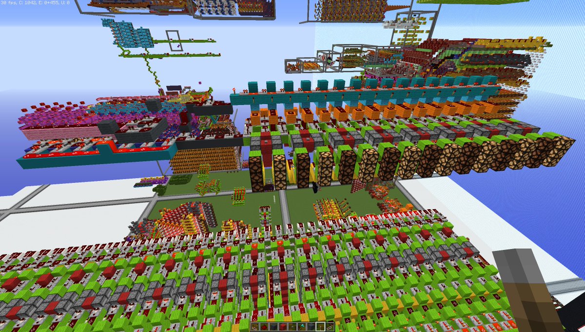 Work on a non mono space typewriter continues 👍🏼
Never saw any before 😮
On the pic you can see the prototype which stops and saves a serial character signal.