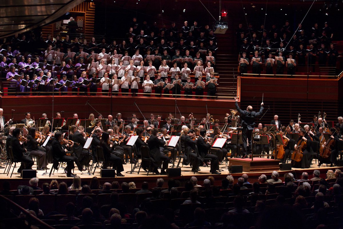 philorch's tweet photo. Scene last night: History came to life during the world premiere of @todopera’s "Philadelphia Voices." #philorch #PhiladelphiaVoices https://t.co/2UToyCpS8v