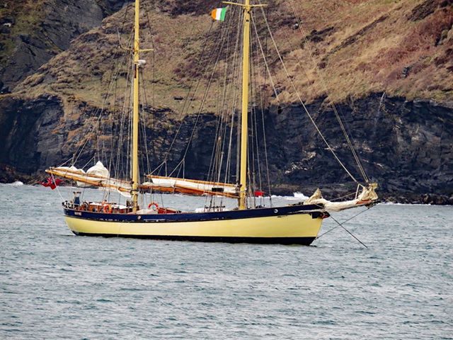 maybesailing's tweet photo. #MaybeSailing #SailTrainingIreland for #Youth Development visit #IsleofMan #PortErin fab day our trainees are having lots of fun https://t.co/KV7YtfGcB2