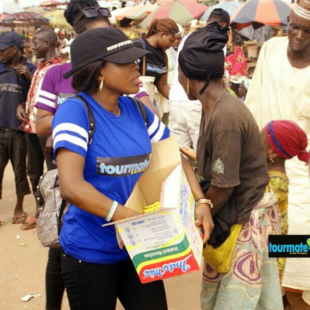youthaiddev's tweet photo. #YouthAid and #Tourmate on a humanitatian drive putting smiles on the faces of the poor and needy.
We don't know how much joy we bring to people's lives when we simply show up and give a helping hand.
Happy Easter Season!
#EasterBlessings #EasterOctave #Easterbunnies #dogood https://t.co/FIOwBJsMBv