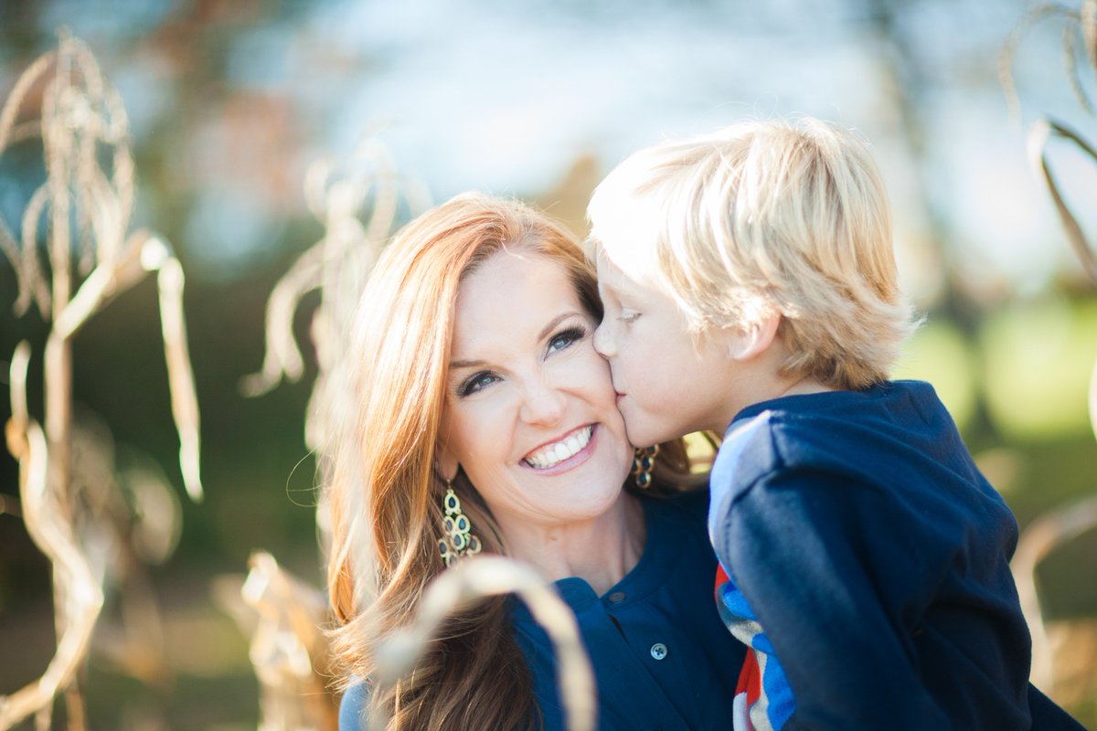 DanielleSmithTV's tweet photo. Teaching my tween boy to notice and understand the importance of personal hygiene. #ad #healthyessentials https://t.co/RC7ecTcqD0 https://t.co/RTuYDZ90tx