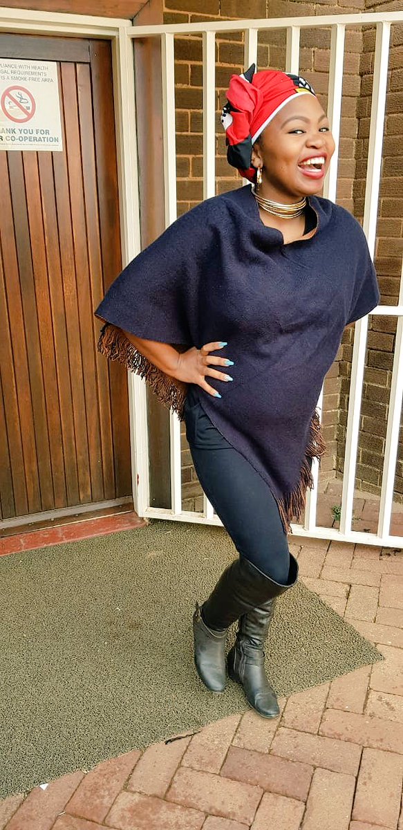 busisiwenaledi's tweet photo. #AllBlackWithADoek in honor of the mother of the nation #MamaWinnie #RIPMamaWinnieMandela #WinnieMadikizelaMandela ✊🏾✊🏾 https://t.co/9DwMr4Q6Fd