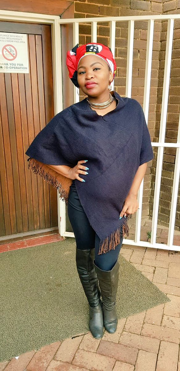 busisiwenaledi's tweet photo. #AllBlackWithADoek in honor of the mother of the nation #MamaWinnie #RIPMamaWinnieMandela #WinnieMadikizelaMandela ✊🏾✊🏾 https://t.co/9DwMr4Q6Fd