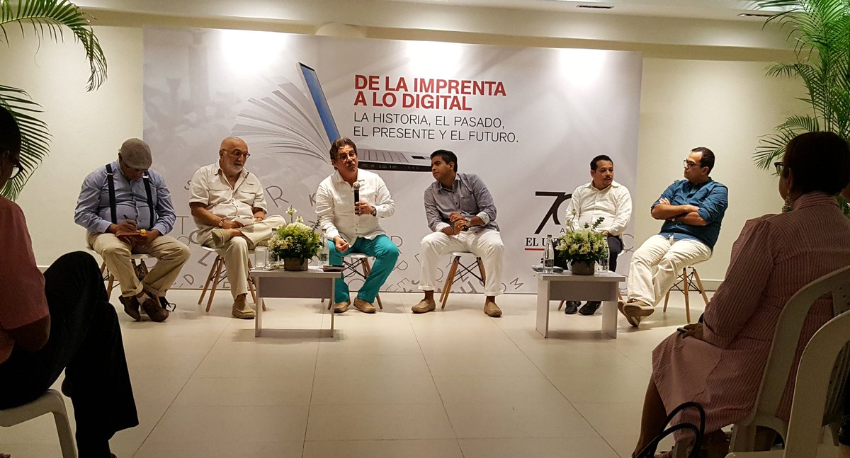 jackepajaro's tweet photo. Una conversación rica en experiencia y en historias que nos recuerdan lo valioso del periodismo.  #DeLaImprentaALoDigital con #RicardoChica #JuanGossaín #EdwinTorres @cronicaribe @javieramoz Una invitación de @ElUniversalCtg https://t.co/VOm5BHmsgM