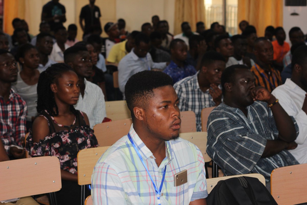 darteymedia's tweet photo. The audience are very much engrossed in the discussions going on. Panel discussions still ongoing.

#Hacklab2018 https://t.co/SawS4q0a24