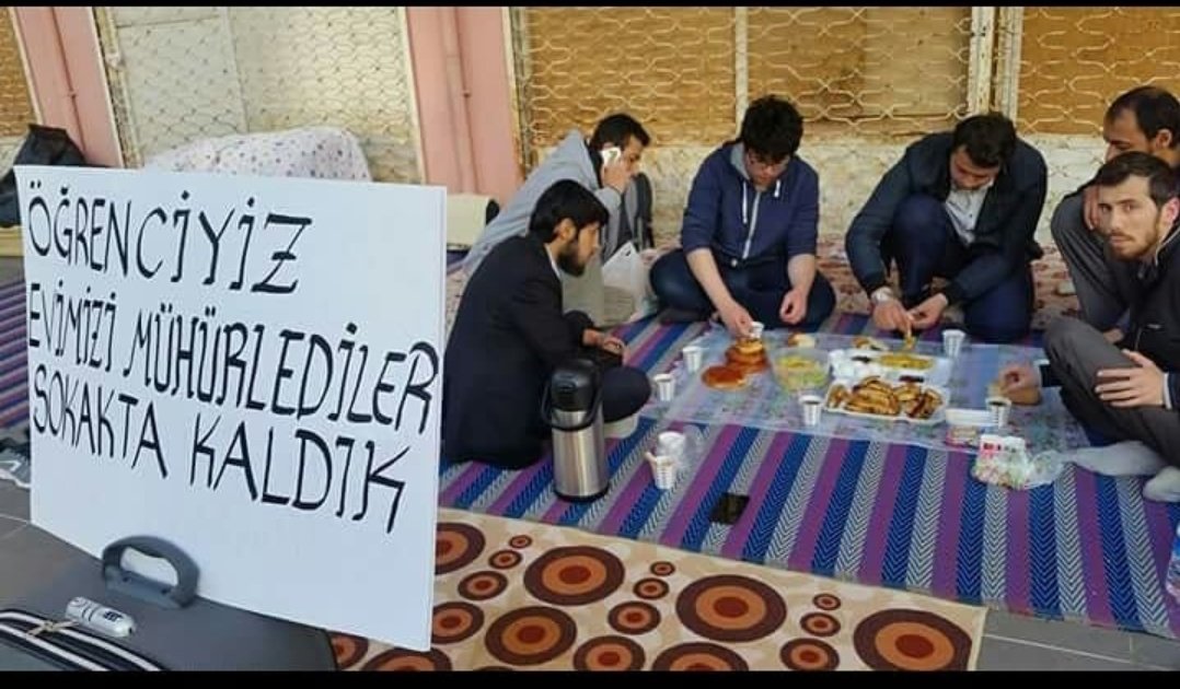 #ÖrtbasçıMedya

2018 yılına 1949 yılının kanunu uygulanırsa ne olur?