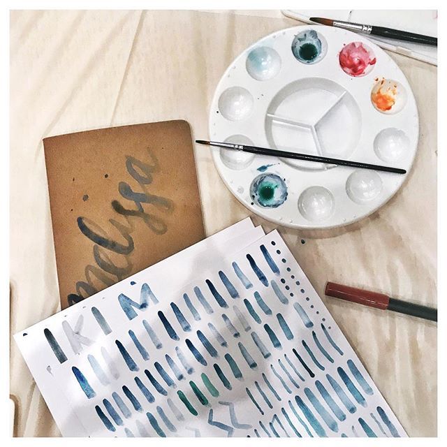 printtherapy's tweet photo. I don’t consider myself a crafter, but I had such a good time yesterday at @dearhandmadelife‘s #Craftcation2018 making things with my hands and doing things I haven’t ever done before.
.
I struggle with not being able to do something perfectly the first… https://t.co/qV6YoLzrfv https://t.co/iIzguyYqGE