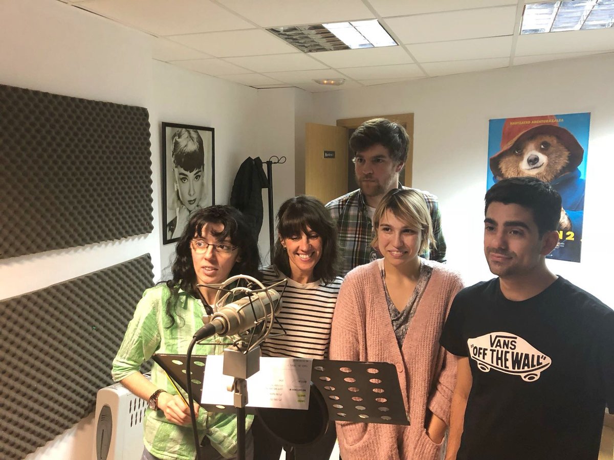 BINAHICASTING's tweet photo. Algunos alumnos de Binahi Akademy se incorporan al mundo profesional del doblaje. 
ZORIONAK!!!

#binahiakademy #binahicasting #binahi #doblaje #profesional #profesor #alumno #curso #clase #salida #laboral #trabajo #incorporacion https://t.co/riB4sYQavw