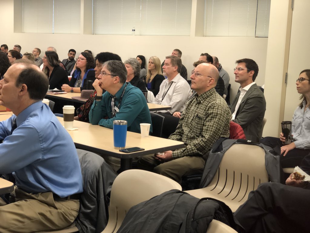 AricCoffmanMD's tweet image. @everettclinic Dr Steve Jacobson teaching us about Referral Management at the Clinical Leadership Meeting this morning.  Great discussion and takeaways on ways we improve the care of our patients.  Thank you Steve!  Commit to Care.