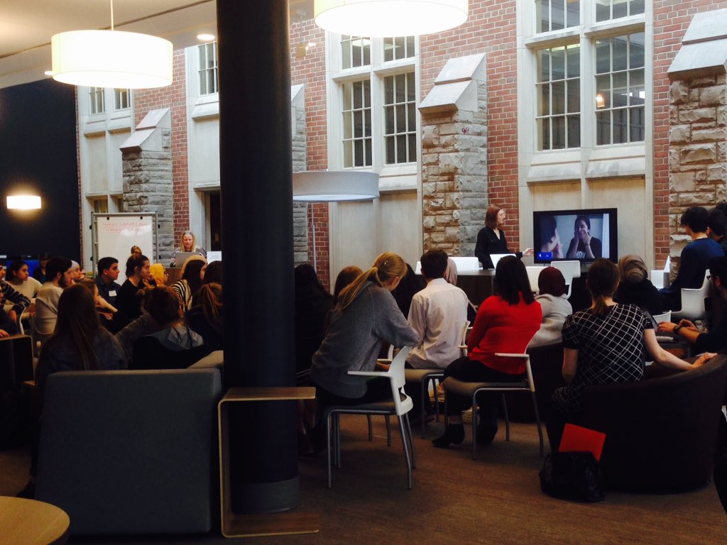 HuronResearch's tweet photo. Packed house for conversation on social media &amp; self-esteem; learning about the harmful impact of comparing ourselves to others instagram selves. #HBOW https://t.co/M3shLrsoLO