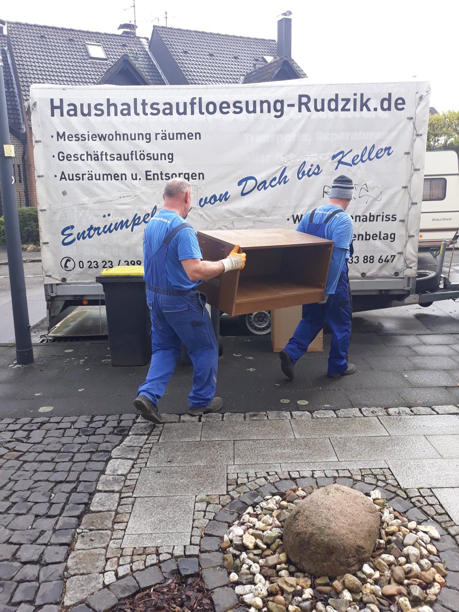 Rudzikingo's tweet photo. # haushaltsauflösung https://t.co/zM5IjsP5DB