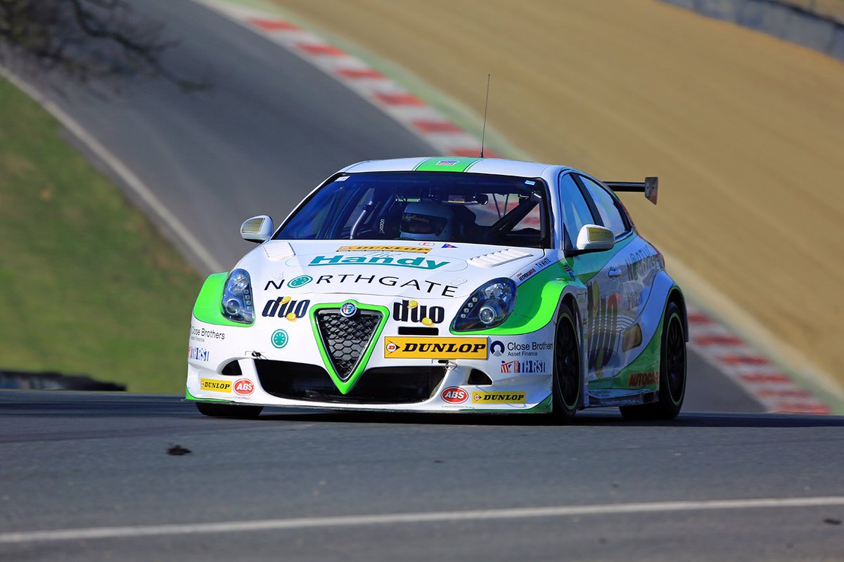 BES_Photography's tweet photo. @Popbangcolour @DunlopBTCC @Brands_Hatch @RobertoAustini @HMSRace @JakobEbrey @DunlopLive @hondaracingbtcc @tagracing_btcc @PowerMaxedUK It has to be @RobertoAustini  wonderful looking Alfa !! https://t.co/JKCT5aQSGh