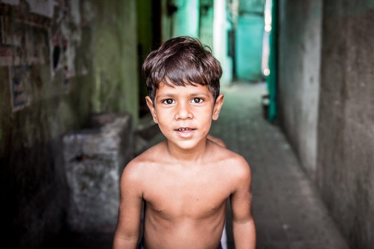 mastersofphoto's tweet photo. Feeling the Steve McCurry influence in this one. Awesome upload by Raphael Spillmann
https://t.co/DMscD5QDUh
#mastersofphotography #mastersofphoto #photostream #picoftheday #photooftheday #childrenphotography https://t.co/nzlPoFcY80