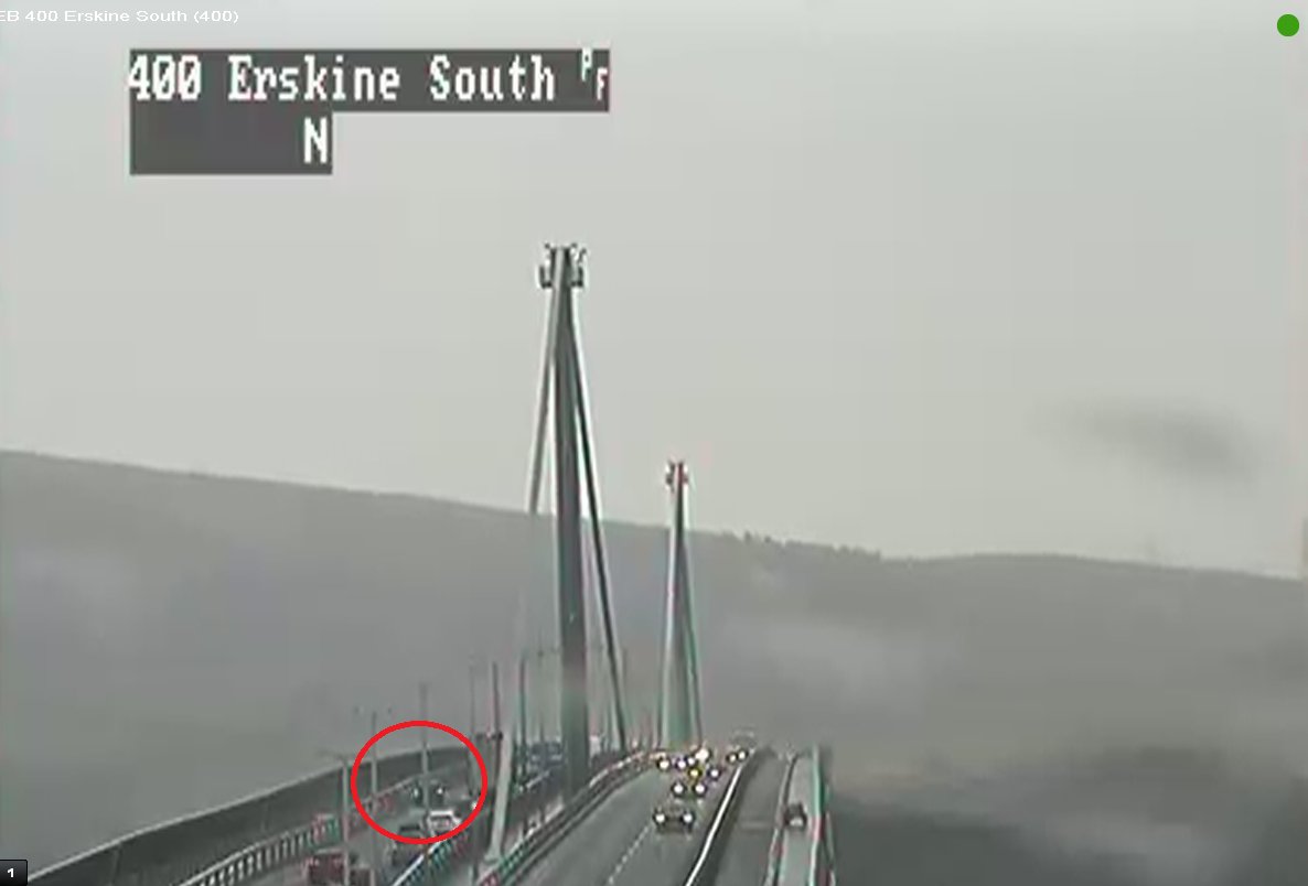 trafficscotland's tweet photo. *NEW* ⚠️ 15:59 ⌚️

#A898 Erskine Bridge N/B - a broken down vehicle is blocking lane 2 of 2. TRISS on route but #BeAware 

@ScotTranserv https://t.co/VozFx1cuqX