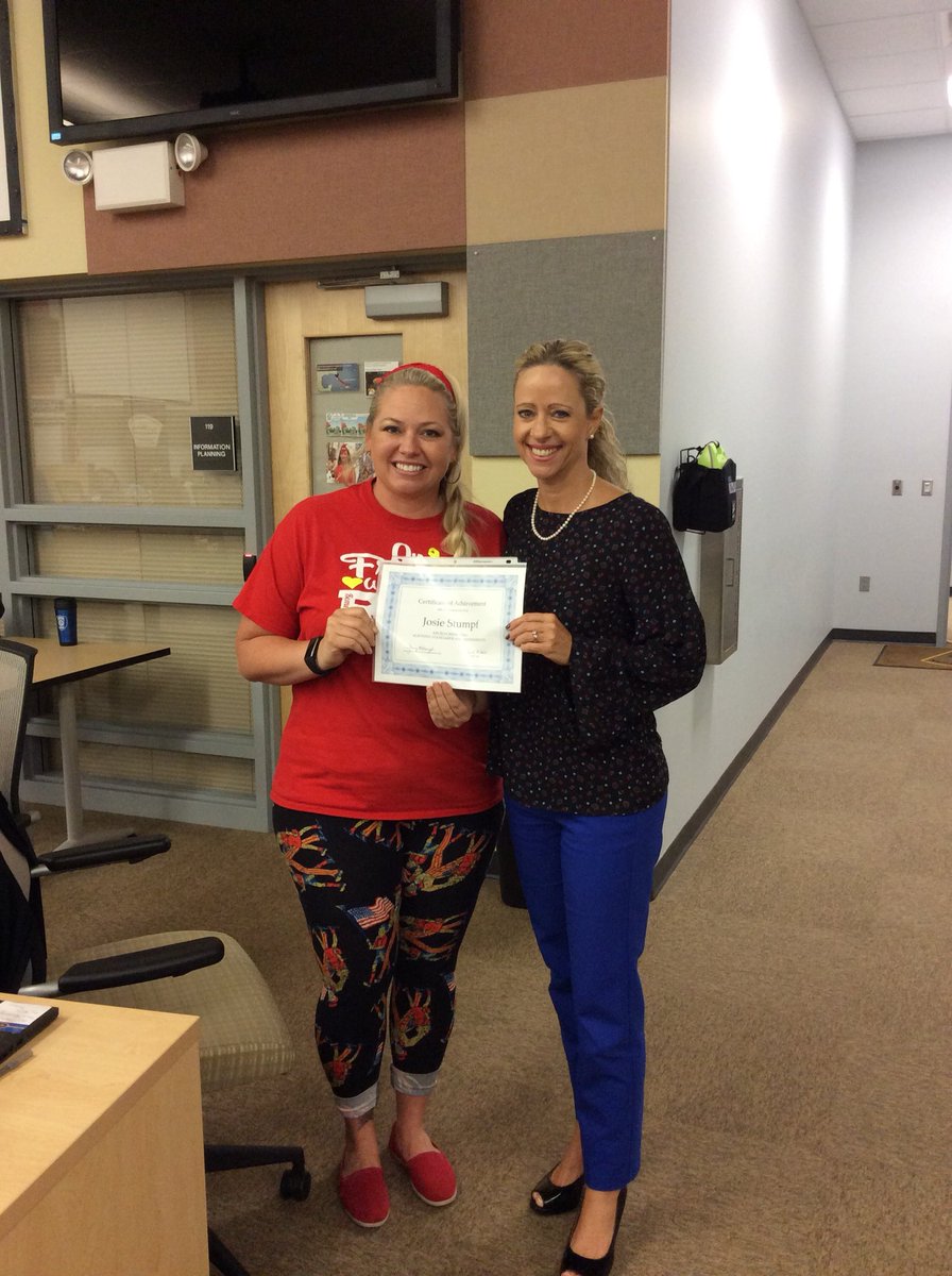 vcsIMPACTcoach's tweet photo. Micro-credential for Aligning Standards and Assessments Josie Stumpf. Way to go Josie!  @jennybc1 @JosieStumpf https://t.co/WLJDJD0BTy