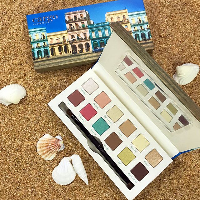 CARGOcosmetics's tweet image. Planning a vacation? ✈️ This tropical beauty will have your travel bug biting. Get inspired with the colorful, fun vibes of #HavanaNights! 🇨🇺