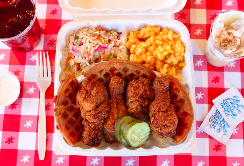 Happy 4th bday to our friends <a href="/ChickenTakeover/">Hot Chicken Takeover</a> 🎈🎂🎁 Feel like celebrating with a $5 drumstick meal? Today's the day to do it! The meal includes 4 Drumsticks, one side of Ma’s Mac and one side of Ma’s Slaw. Find a location near you - bit.ly/2HdqUj4