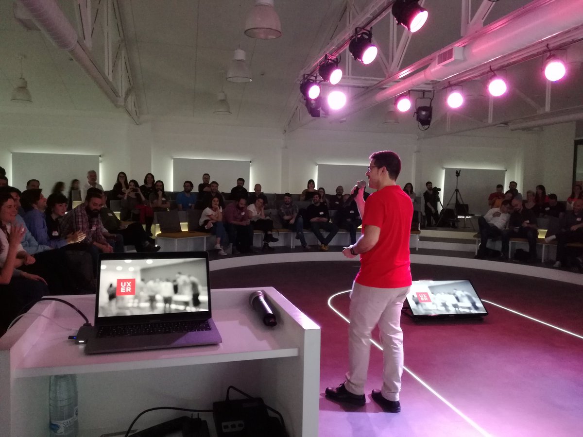 uxerschool's tweet photo. ¡Empezamos! #UXERDAY #Demoday #hiringsession #UX #UI #VR #AR #MR #XR En @THECUBEMadrid https://t.co/SbKA35pled