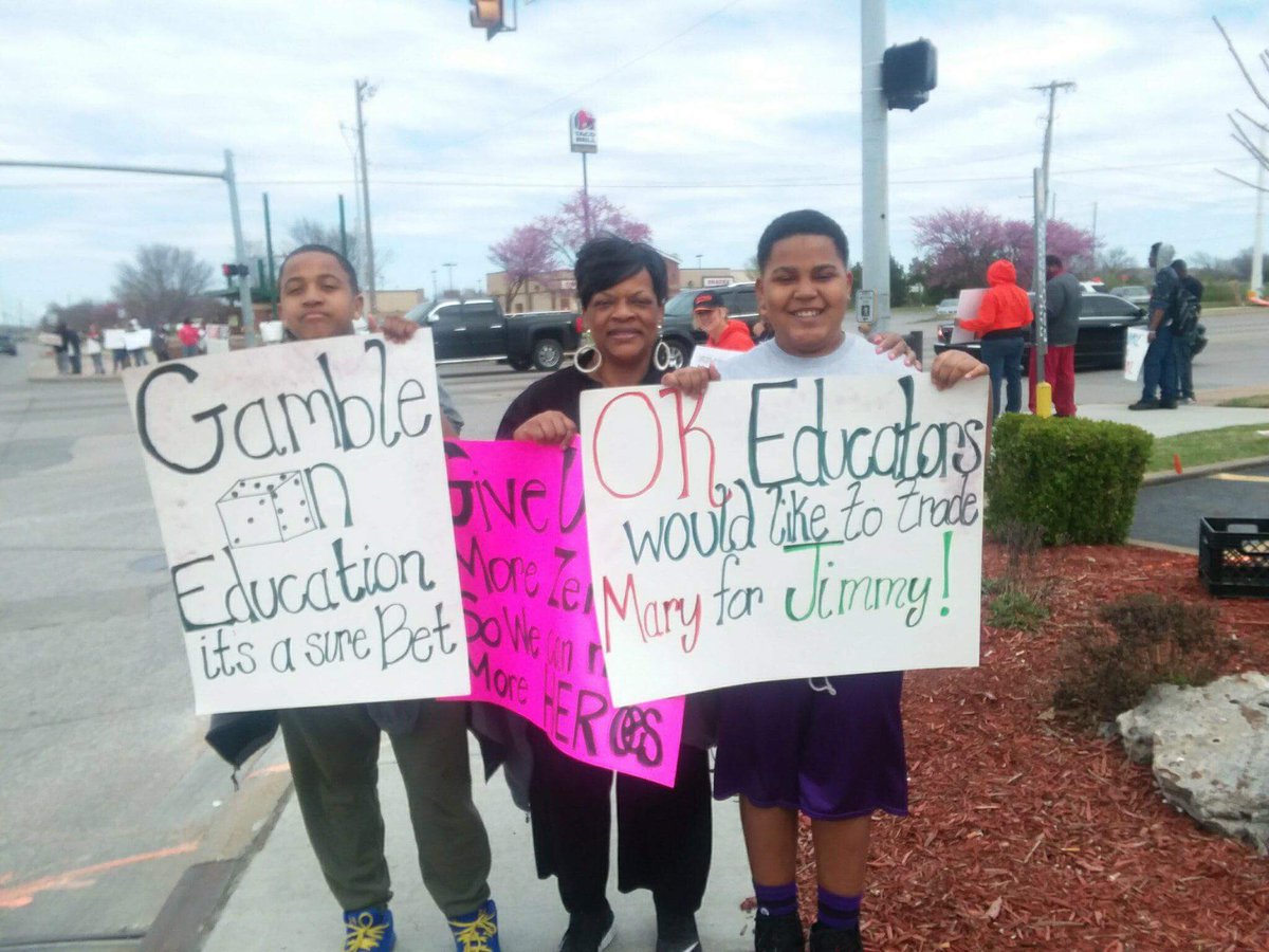teachmsdavis's tweet photo. @jimmyfallon OK Educators want you! #OKwalk4kids  #oklaed #oklaedwalkout https://t.co/QhnwFi57hn